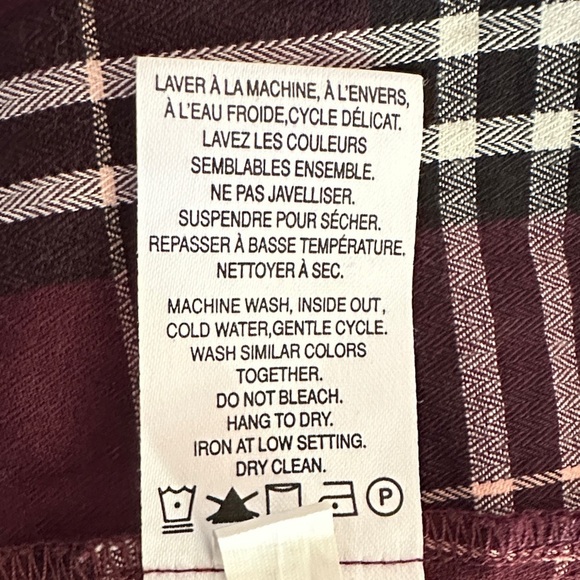 🌸Reitmans Burgundy Plaid Button Down Shirt - Picture 4 of 5